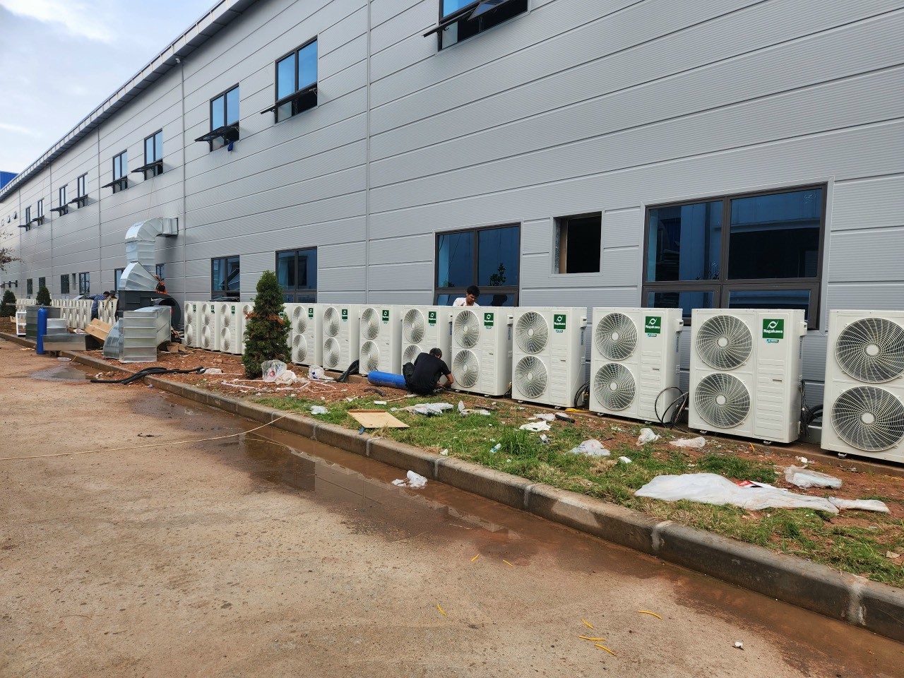 Thi công hệ thống điều hòa không khí cho các KCN- Nhà xưởng- Nhà máy